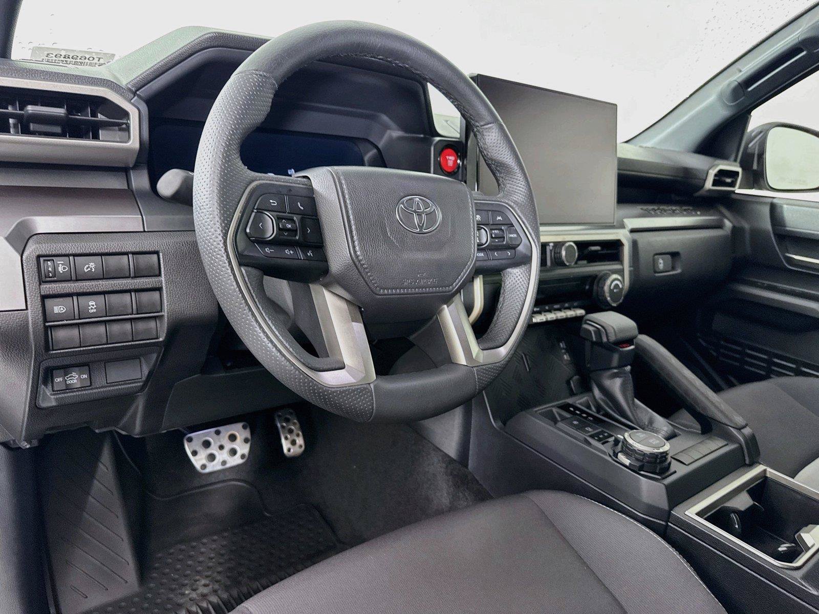 Certified 2025 Toyota Tacoma TRD Sport AWD/4WD image 4