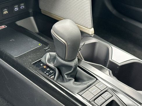 New 2026 Toyota Camry SE FWD image 23