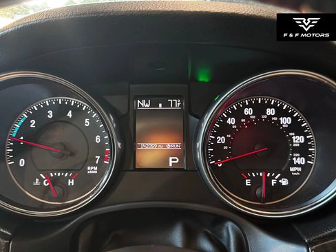 Used 2012 Jeep Grand Cherokee Laredo AWD/4WD image 10
