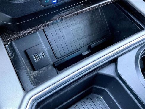 Used 2020 Ford F250 Lariat w/ Lariat Ultimate Package image 24