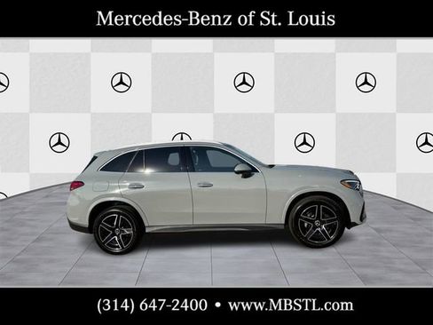 New 2026 Mercedes-Benz GLC 300 4MATIC image 2