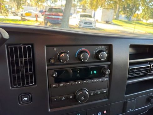 New 2025 Chevrolet Express 2500 Work Van 3D Cargo Van w/ Driver Convenience Package RWD image 26