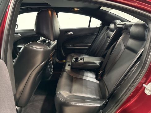 Used 2017 Dodge Charger SXT w/ AWD Plus Group image 38