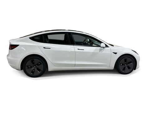 Certified 2023 Tesla Model 3 Standard Range RWD image 7