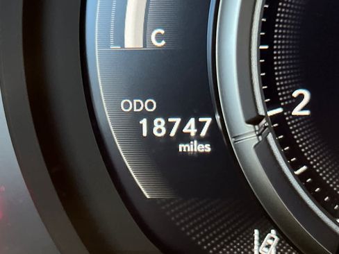 Used 2024 Lexus IS 350 F Sport RWD image 28