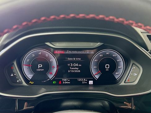 Certified 2025 Audi Q3 2.0T Premium Plus w/ Premium Plus Package image 16