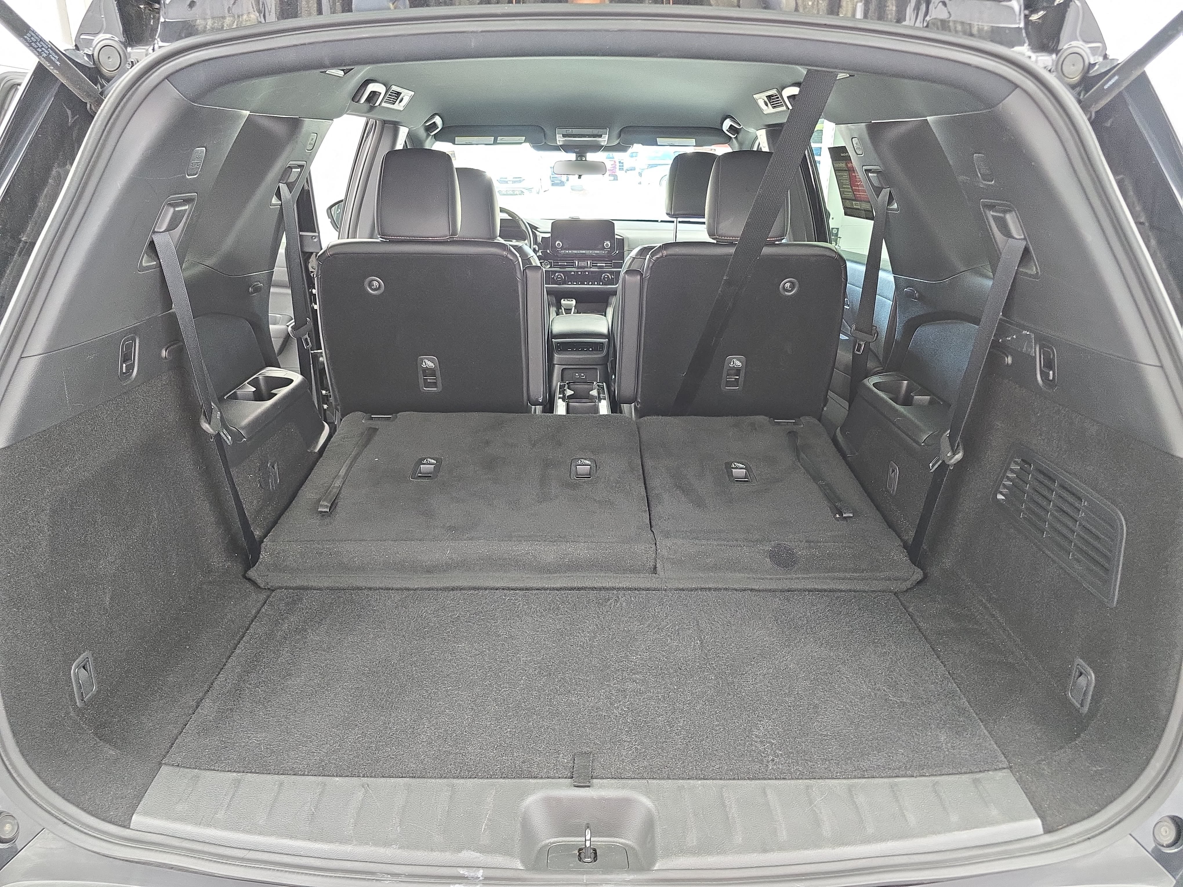 Used 2024 Nissan Pathfinder Rock Creek AWD/4WD image 13