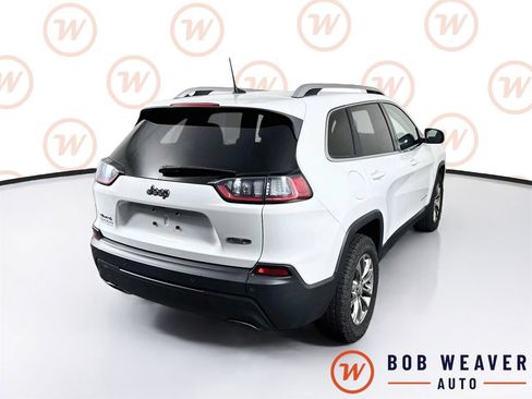 Used 2019 Jeep Cherokee Latitude Plus w/ Cold Weather Group AWD/4WD image 8
