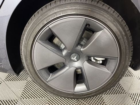 Used 2023 Tesla Model 3 Standard Range RWD image 12