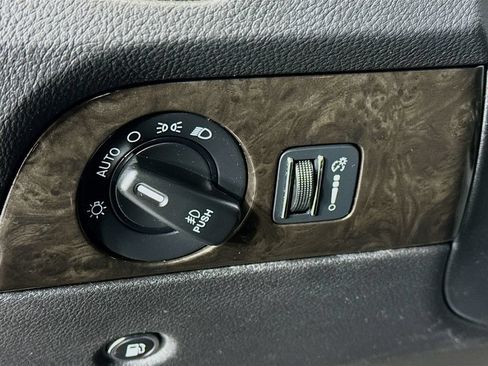 Used 2016 Dodge Durango Limited w/ Nav & Power Liftgate Group AWD/4WD image 10