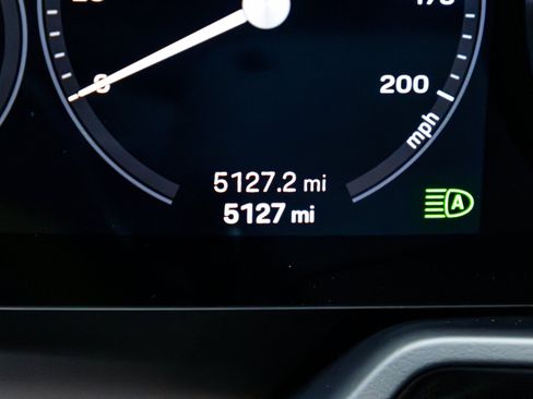 Used 2024 Porsche 911 Carrera image 13