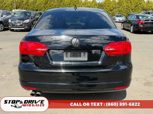 Used 2014 Volkswagen Jetta SE image 4