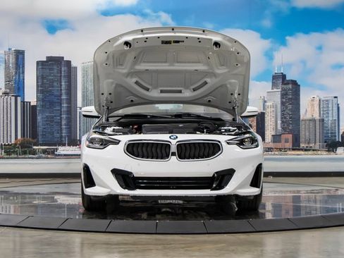 Used 2026 BMW 230i xDrive Coupe w/ Convenience Package image 4