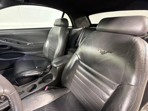 Used 2001 Ford Mustang GT RWD image 14
