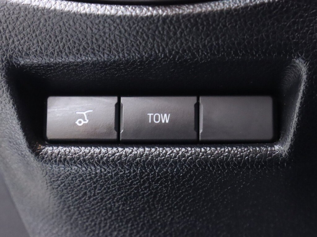 Used 2016 Ford Explorer Sport w/ Equipment Group 401A AWD/4WD image 11