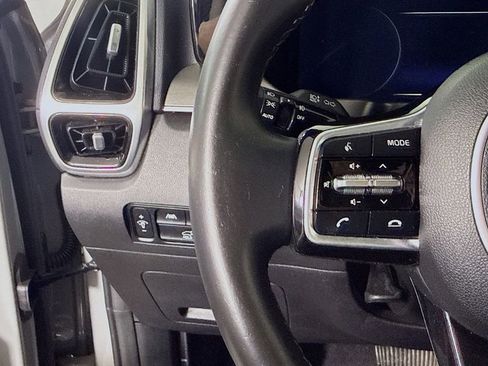 Used 2023 Kia Sorento SX FWD image 22