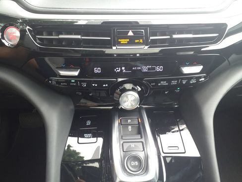 Used 2023 Acura MDX FWD w/ Technology Package image 29