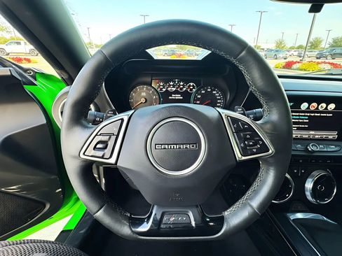 Used 2017 Chevrolet Camaro SS image 13