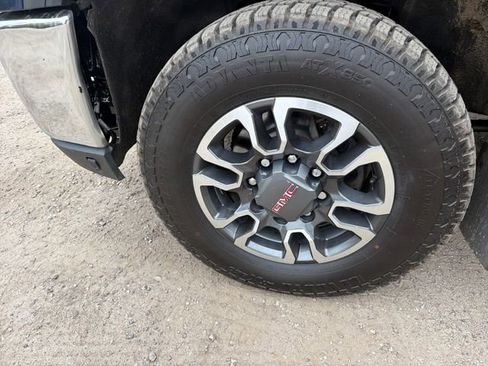 Used 2021 GMC Sierra 3500 4x4 Crew Cab w/ Convenience Package image 27