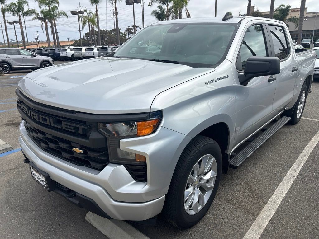 Used 2022 Chevrolet Silverado 1500 Custom AWD/4WD image 6