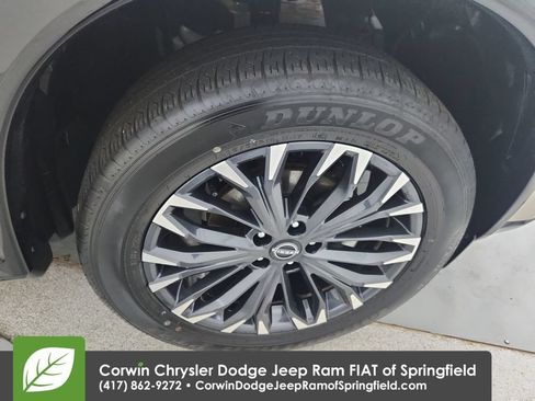 Used 2026 Nissan Rogue Platinum w/ Platinum Premium Package AWD/4WD image 35