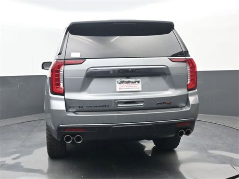 Used 2023 GMC Yukon XL AT4 w/ AT4 Premium Plus Package image 21
