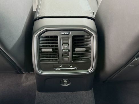 New 2026 Porsche Macan S image 29