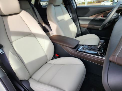 Certified 2025 MAZDA CX-30 AWD 2.5 S w/ Premium Package image 15