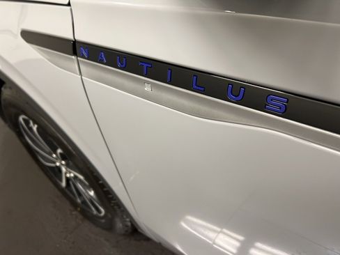 Used 2026 Lincoln Nautilus Premier w/ Equipment Group 102A image 42