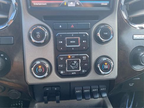 Used 2016 Ford F350 Platinum AWD/4WD image 17