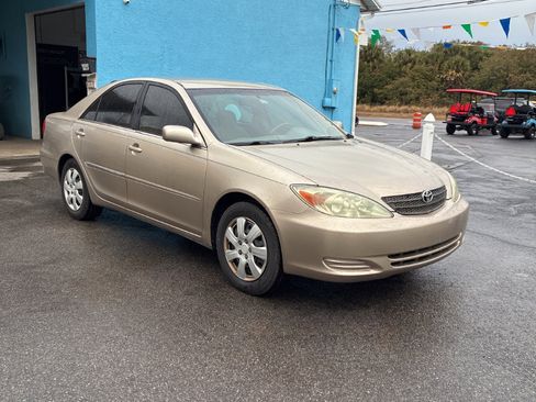 Used 2002 Toyota Camry LE image 5