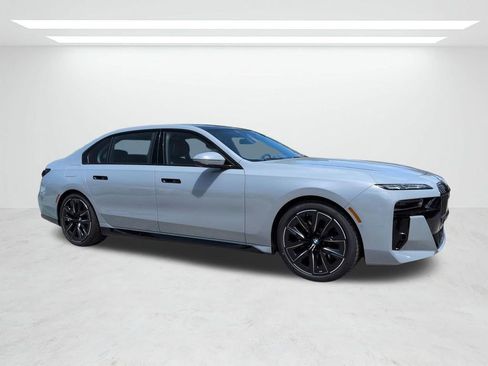 New 2026 BMW 760i xDrive w/ Executive Package AWD/4WD image 2