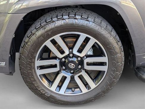 Used 2016 Toyota 4Runner Limited image 25