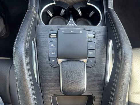 Used 2024 Mercedes-Benz GLE 350 4MATIC image 16