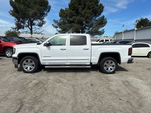 Used 2018 GMC Sierra 1500 SLT w/ Enhanced Driver Alert Package RWD image 4