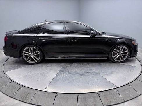 Used 2017 Audi S6 Premium Plus w/ Driver Assistance Package image 4
