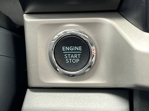 New 2026 Ford F350 XLT w/ XLT Premium Package image 40