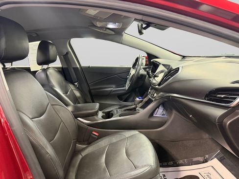 Used 2018 Chevrolet Volt Premier w/ Driver Confidence Package FWD image 23