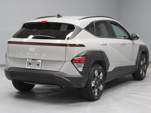 Used 2025 Hyundai Kona SEL FWD image 10