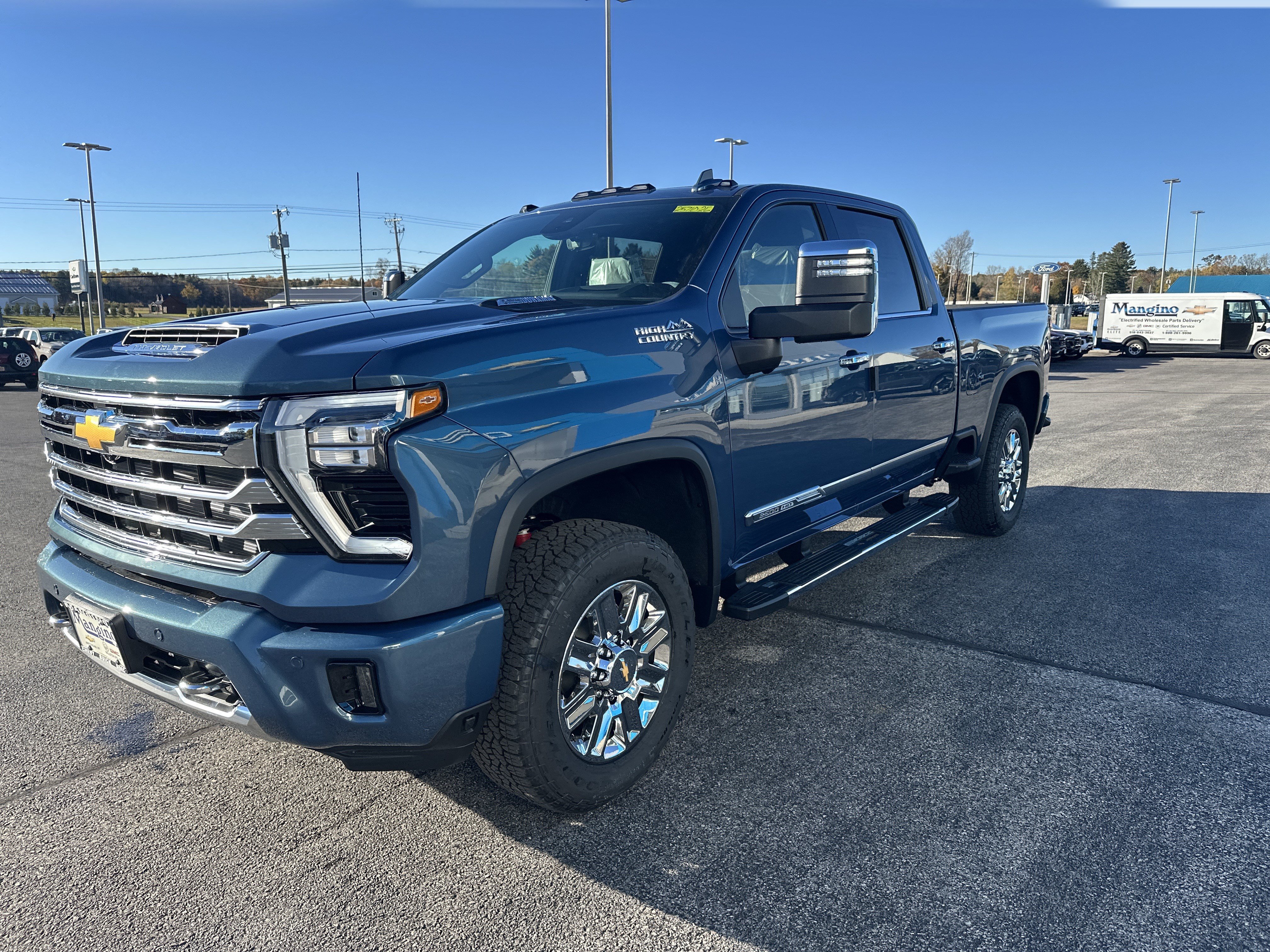 New 2026 Chevrolet Silverado 2500 High Country w/ High Country Premium Package AWD/4WD image 3