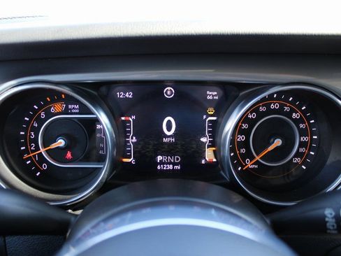 Used 2023 Jeep Wrangler Sahara image 45