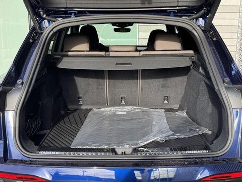 New 2025 Audi Q5 Premium Plus image 16