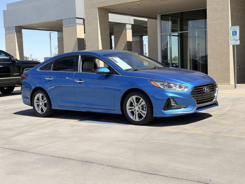 Used 2018 Hyundai Sonata Limited FWD image 3