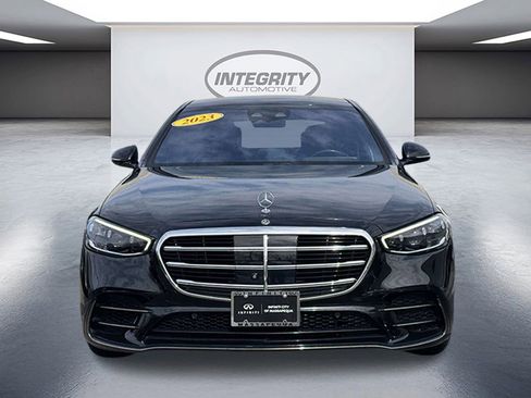 Used 2023 Mercedes-Benz S 580 4MATIC Sedan image 2