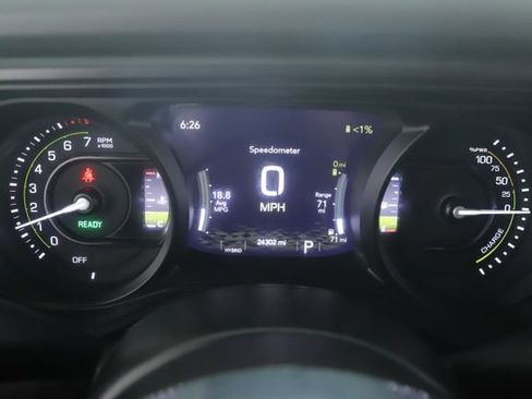 Used 2024 Jeep Wrangler Unlimited Sahara image 19