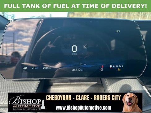 Used 2025 Chevrolet Equinox LT w/ Convenience Package II image 4