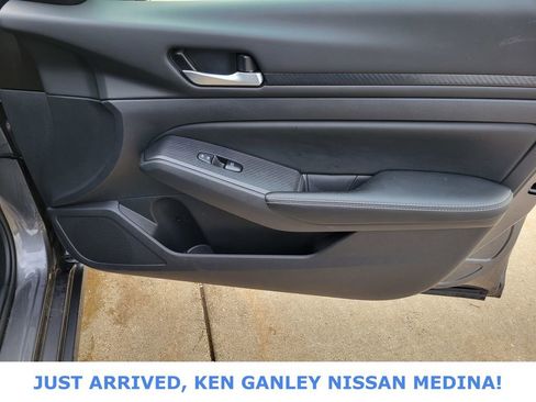 Certified 2025 Nissan Altima 2.5 SV image 21