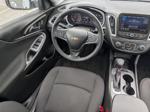 Used 2024 Chevrolet Malibu RS image 9