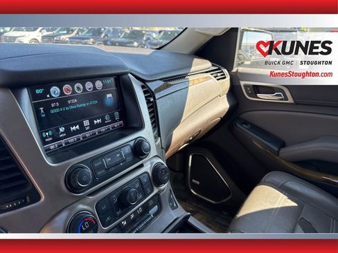 Used 2017 GMC Yukon XL Denali w/ Open Road Package image 23