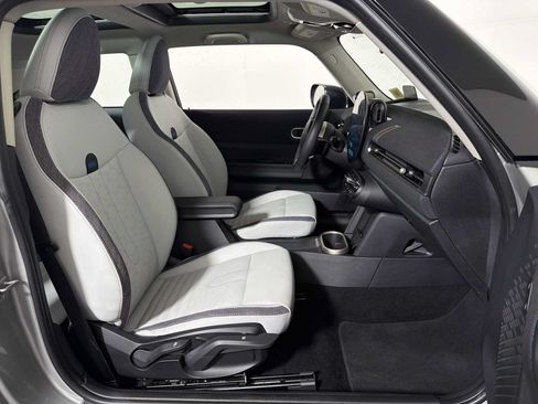Used 2025 MINI Cooper S FWD image 23